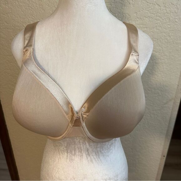 Vanity‎ Fair Lingerie® Illumination Full-Figure Bra 76338 Size 40D Rose Beige - Picture 4 of 9